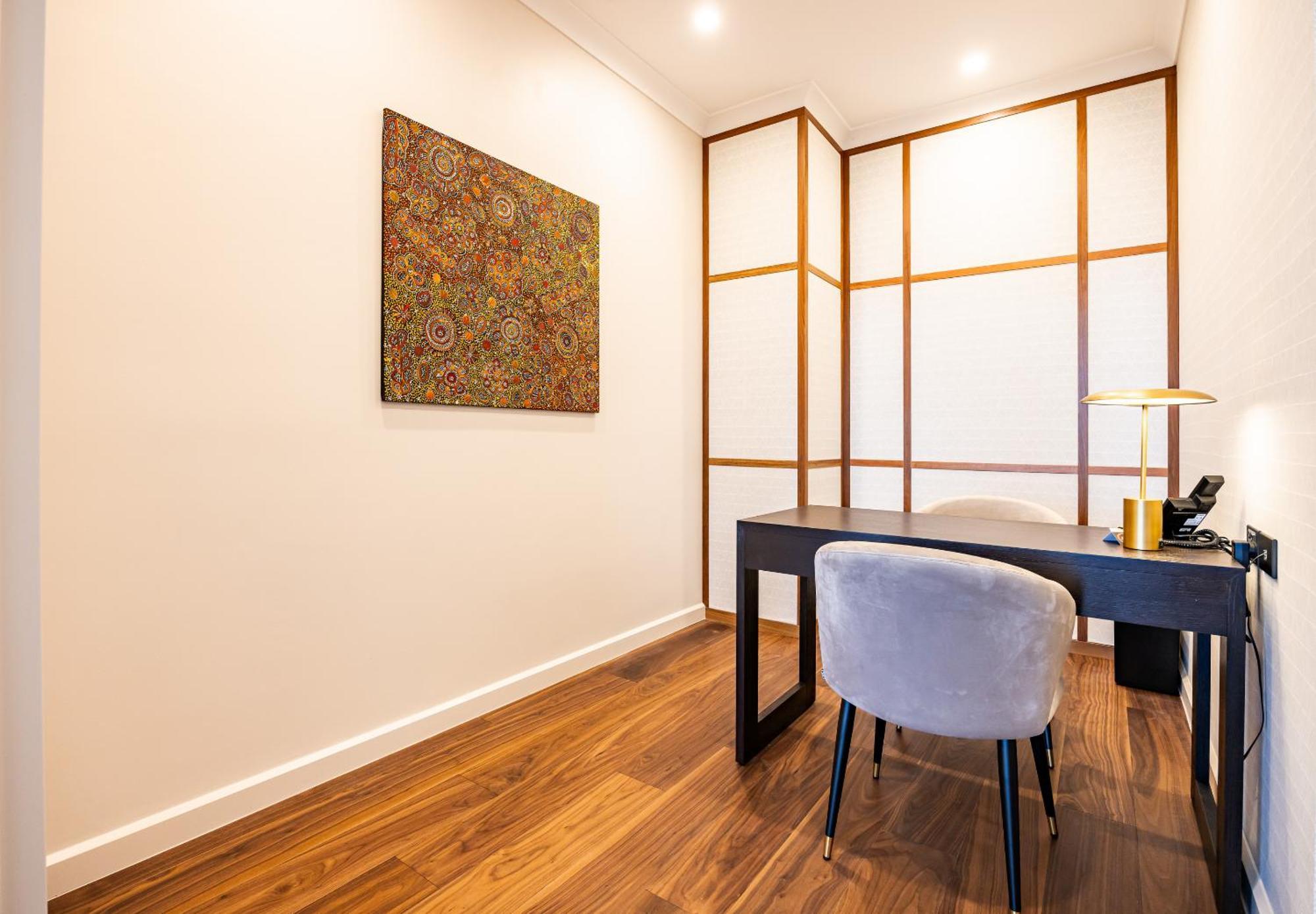 Duxton Hotel Perth Exterior foto A room at the gallery