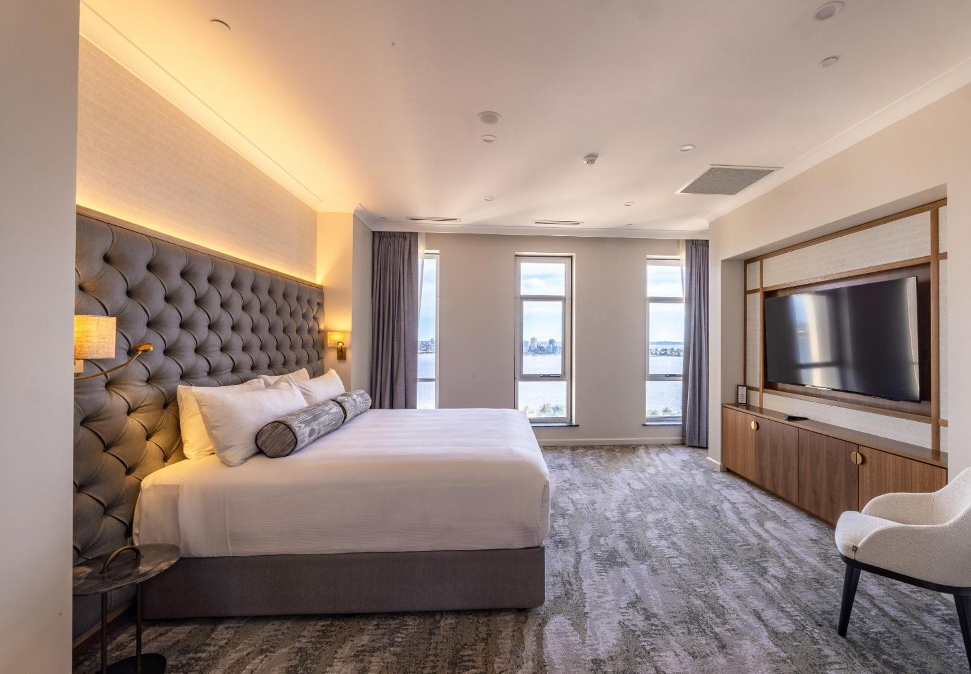 Duxton Hotel Perth Exterior foto A bedroom at the hotel